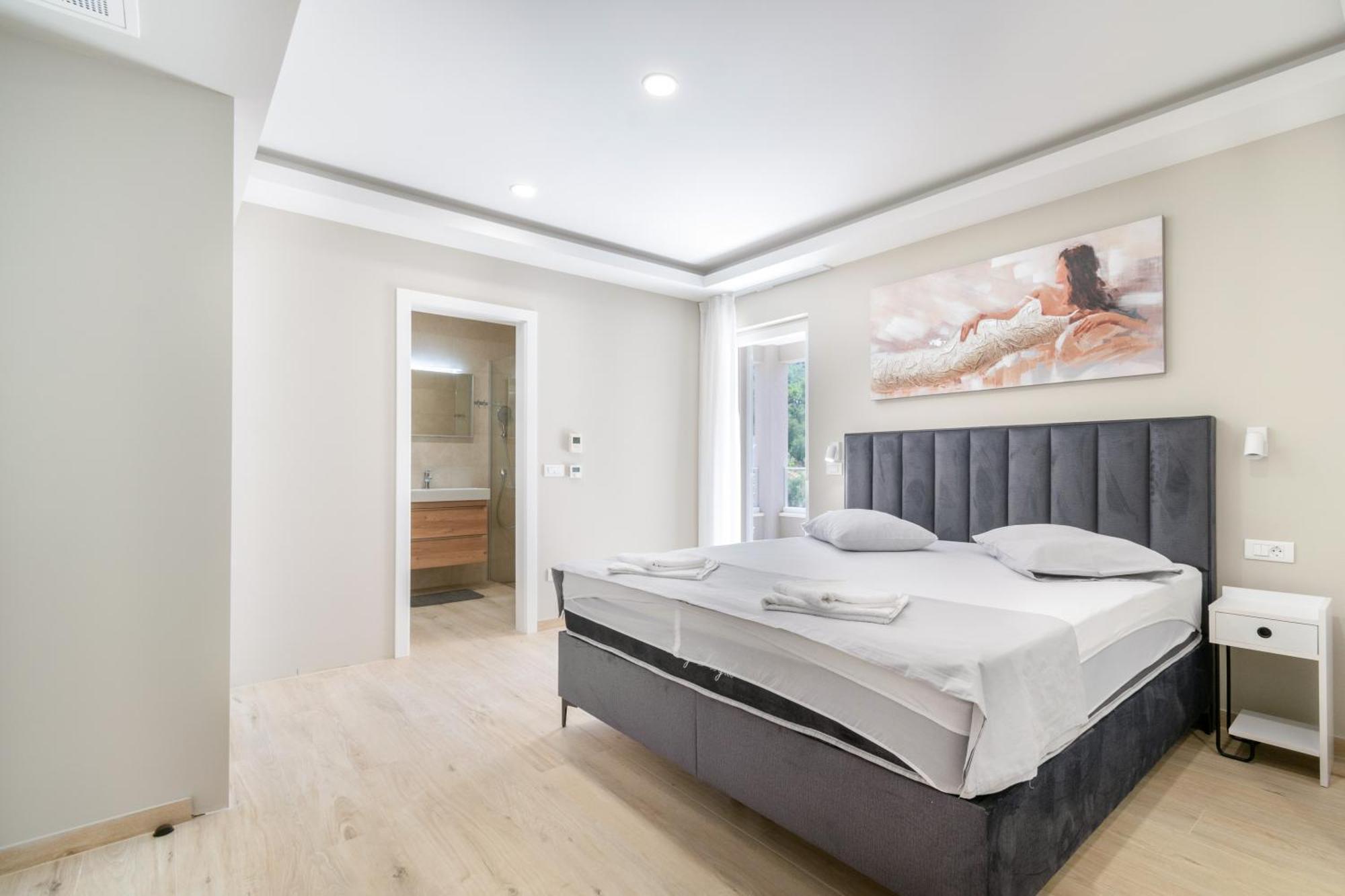 Apartment Family Ravlic Makarska
